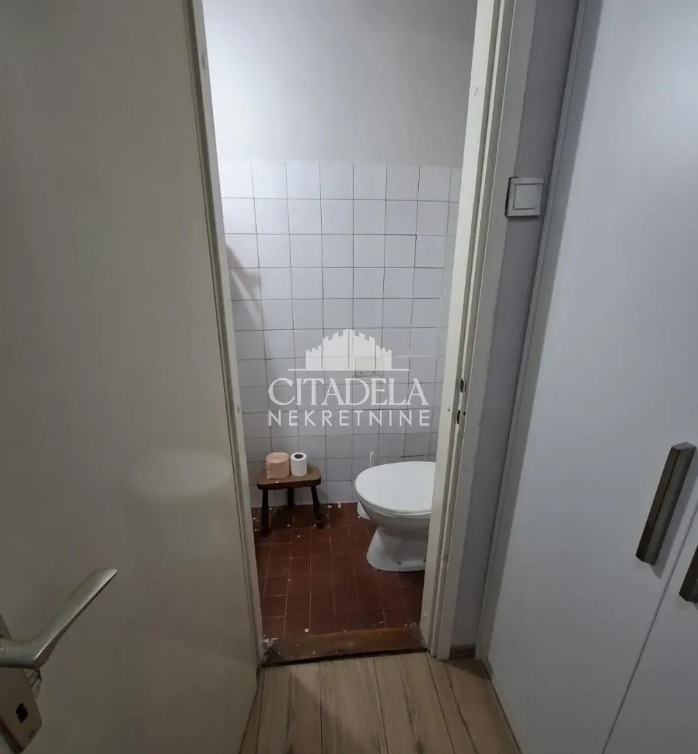Sale, four bedroom apartment, 118m², Banjica, Voždovac Sve Podlokacije