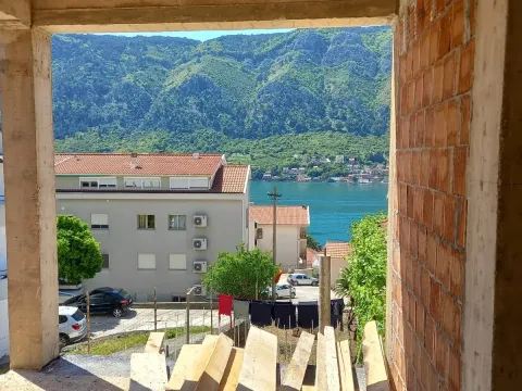 Sale, apartment, 50m², Kotor, Crna Gora - image 3