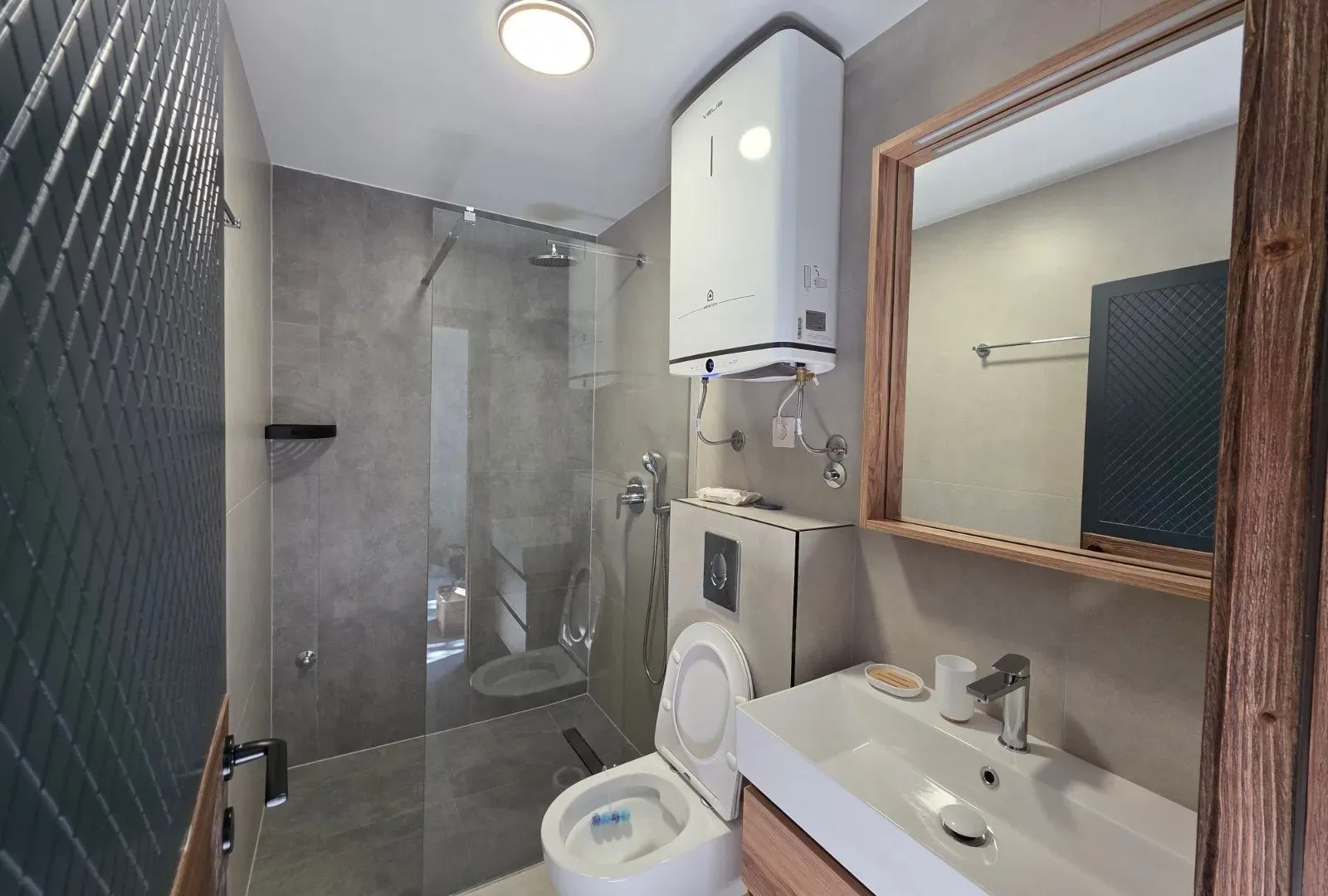Prodaja, kuća, 180m², Radanovići, Kotor