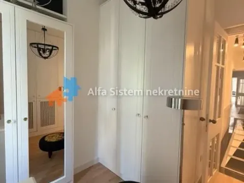 Izdavanje, dvosoban stan, 70m², Stari Grad, Beograd - image 12