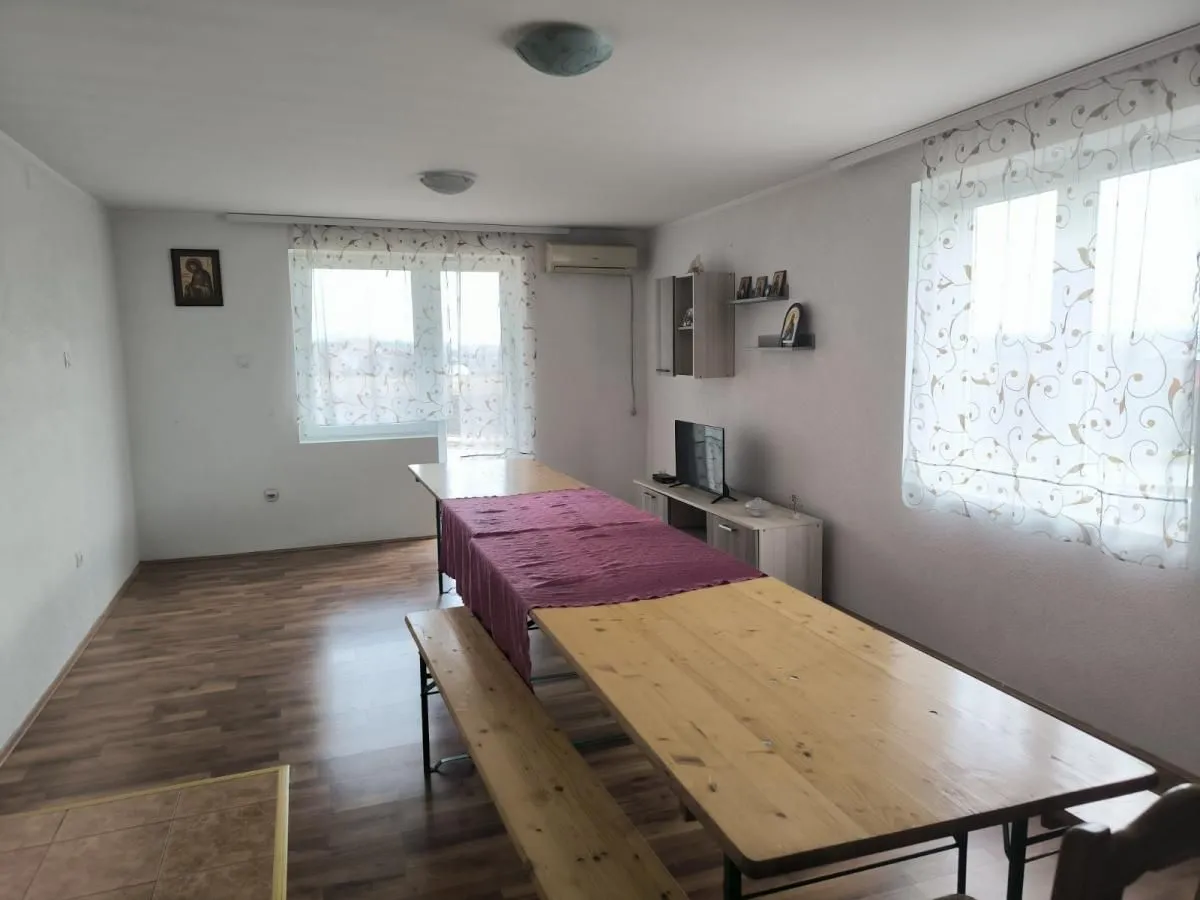Prodaja, kuća, 194m², Ribare, Jagodina