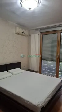 Izdavanje, dvosoban stan, 74m², Centar, Novi Sad - image 18