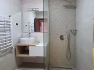 Rent, house, 250m², Mareza, Podgorica - image 12