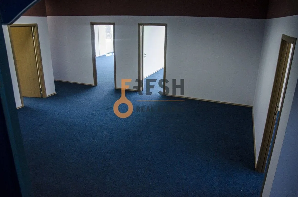 Sale, office space, 900m², Ostalo, Podgorica
