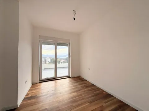 Prodaja, trosoban stan, 131m², Kruševac, Podgorica - image 3