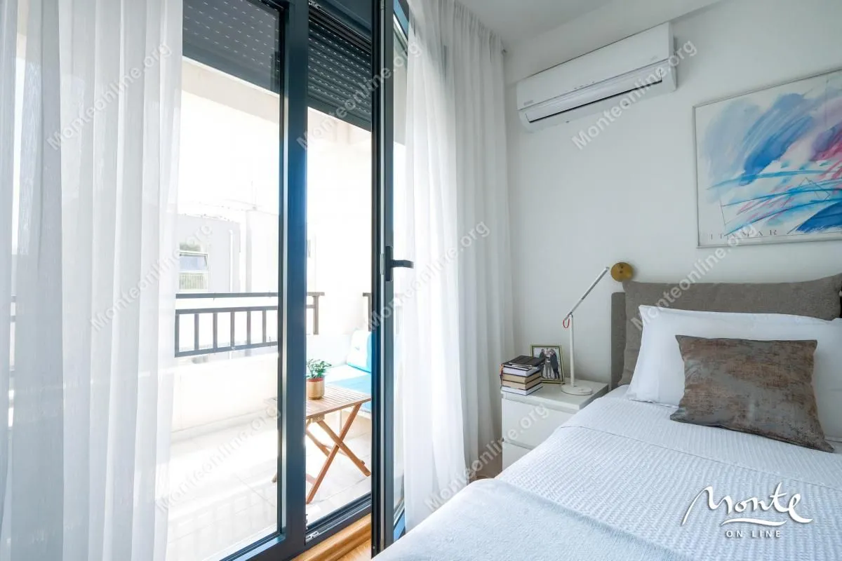 Sale, two bedroom apartment, 63m², Tivat, Crna Gora