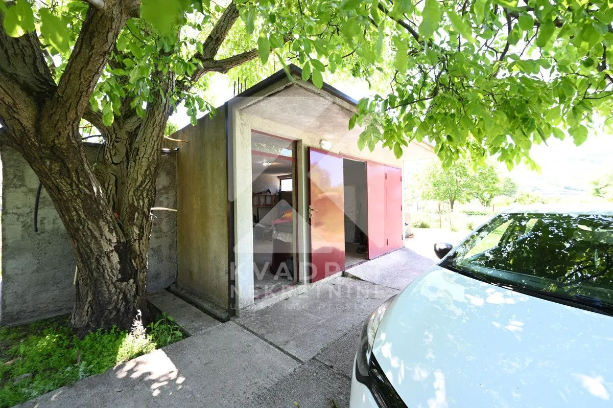 Prodaja, kuća, 80m², Mareza, Podgorica