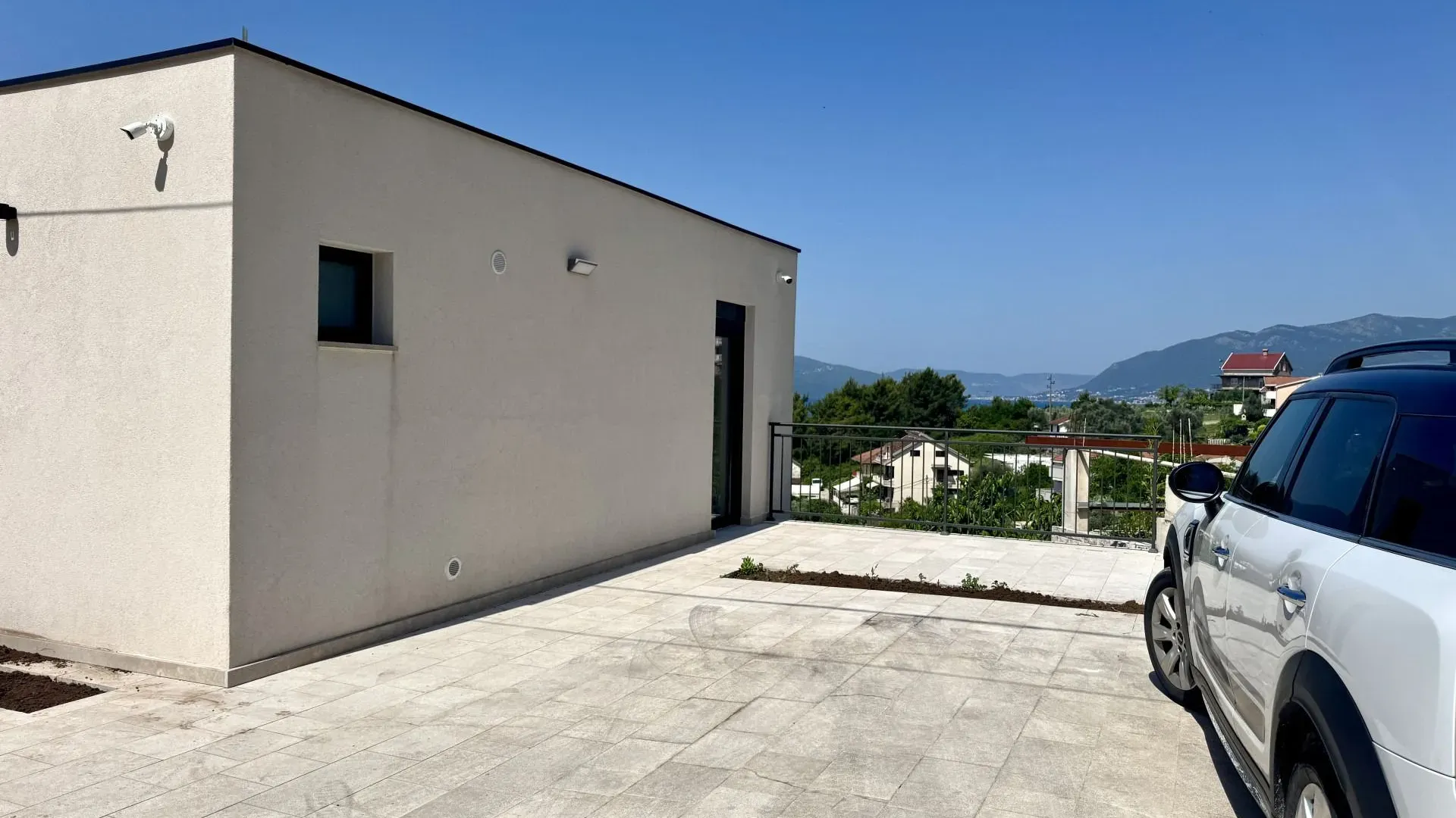 Rent, two bedroom apartment, 86m², Kava, Tivat