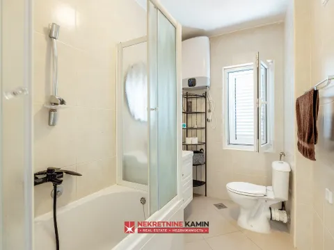 Sale, three bedroom apartment, 103m², Muo, Kotor - image 4