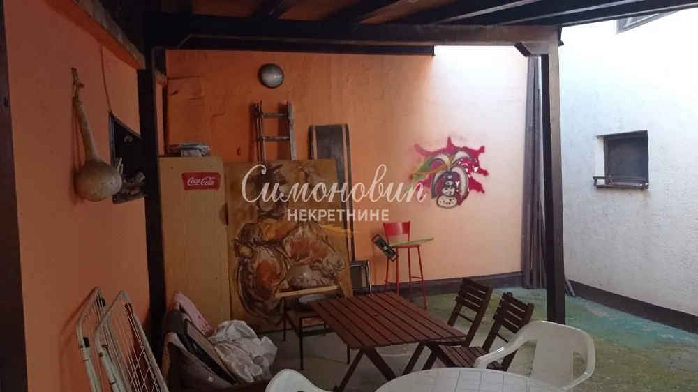 Prodaja, kuća, 187m², Zemun Cara Dušana, Zemun Sve Podlokacije
