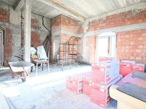 Prodaja, poslovni prostor, 380m², Kruševac, Podgorica - image 2