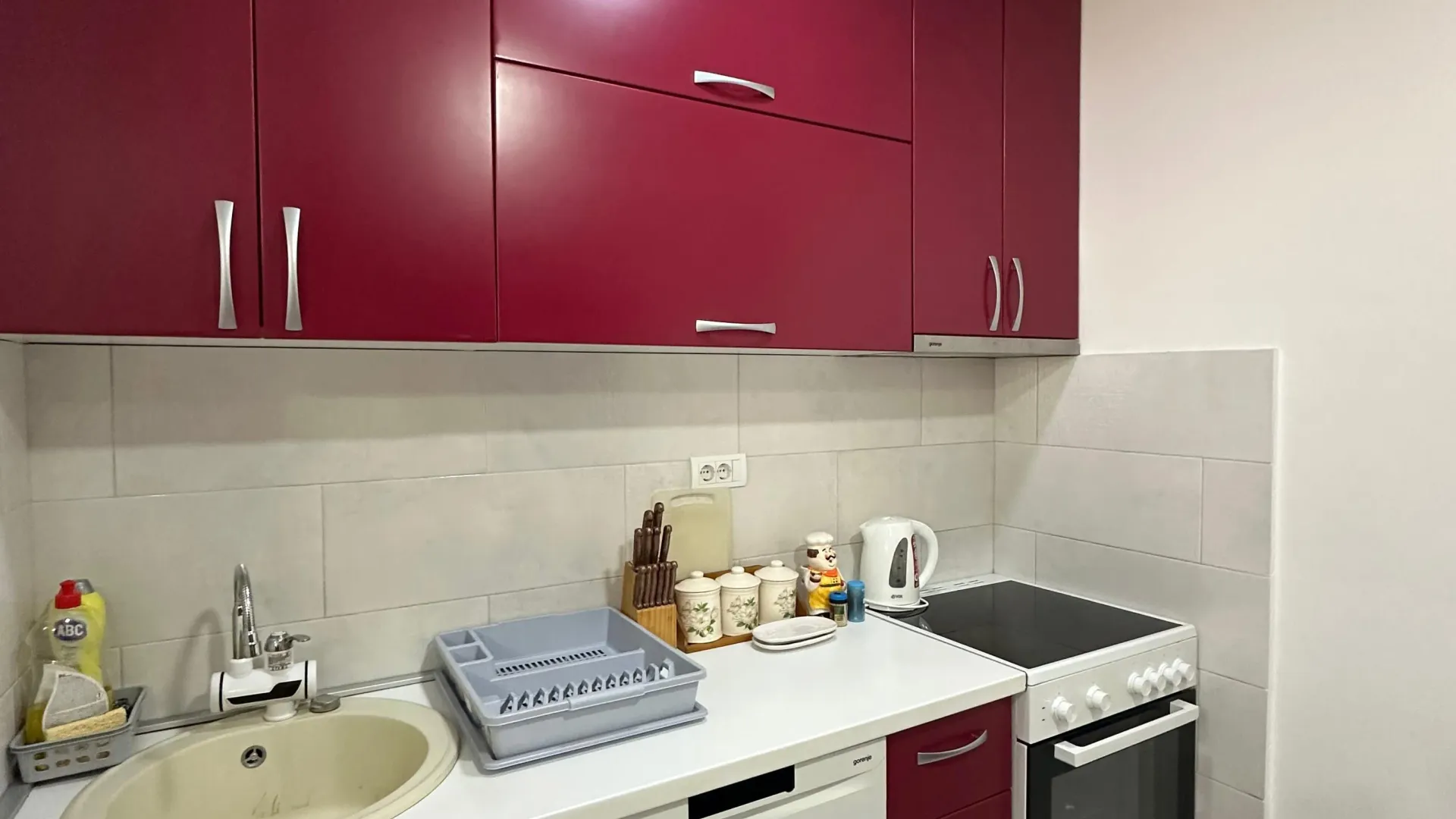 Rent, three bedroom apartment, 70m², Dumidran, Tivat