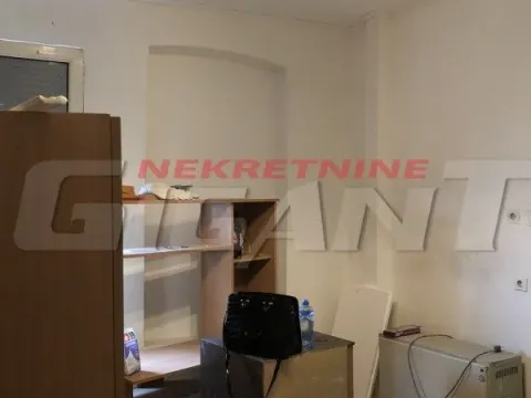 Prodaja, trosoban stan, 88m², Zeleni Venac, Beograd - image 2