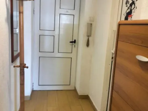 Rent, one bedroom apartment, 55m², Centar, Bar - image 9
