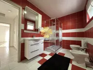 Izdavanje, kuća, 150m², Masline, Podgorica - image 11