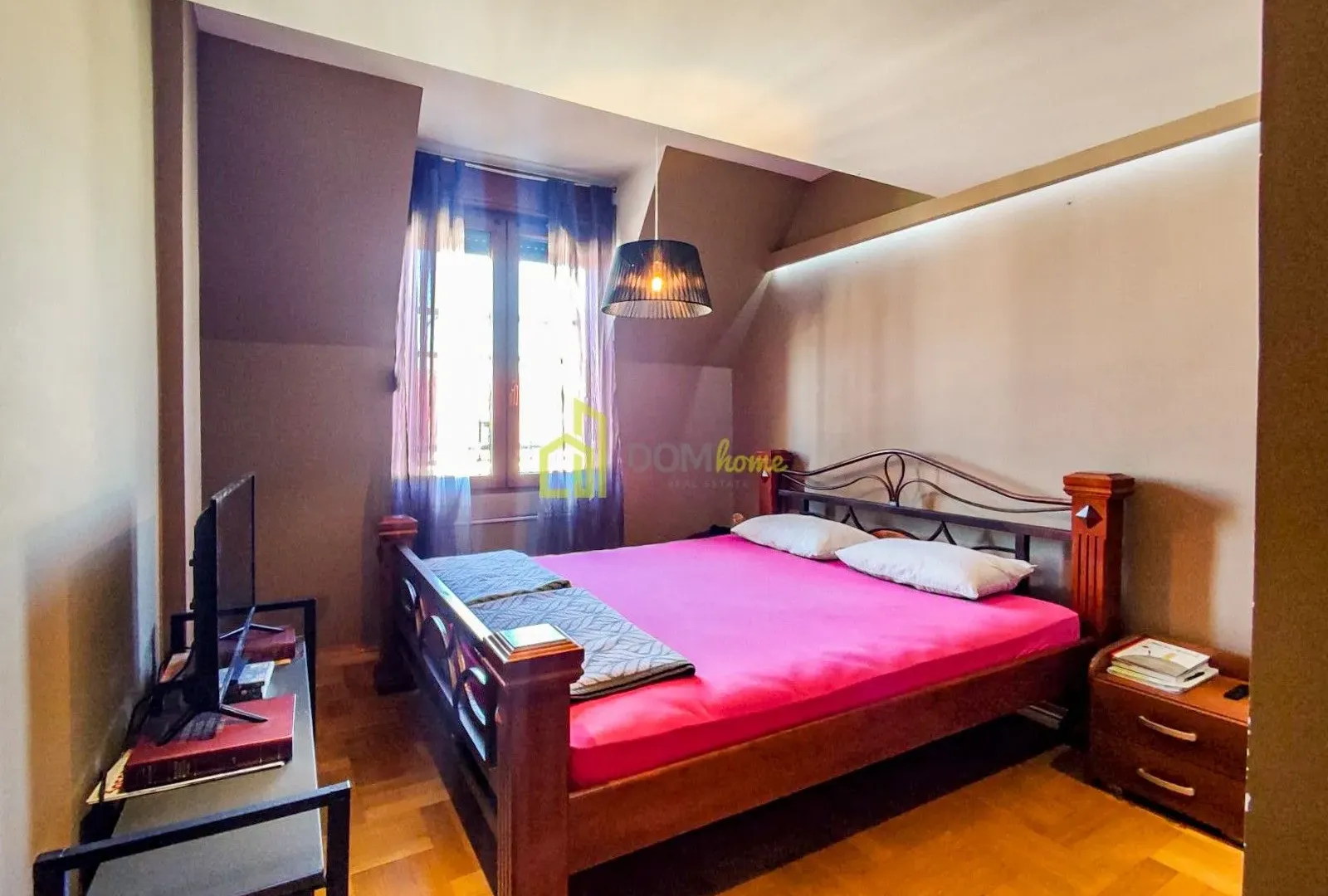 Prodaja, jednosoban stan, 70m², Centar, Podgorica