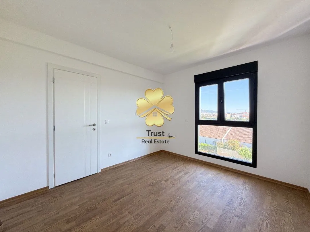 Izdavanje, dvosoban stan, 60m², 1 maj, Podgorica