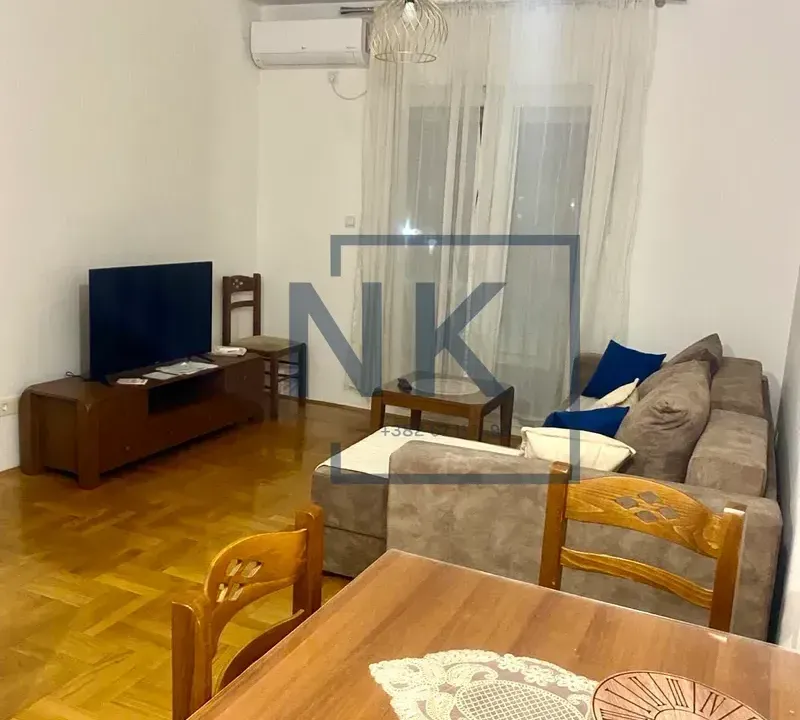 Izdavanje, jednosoban stan, 43m², Tuški Put, Podgorica
