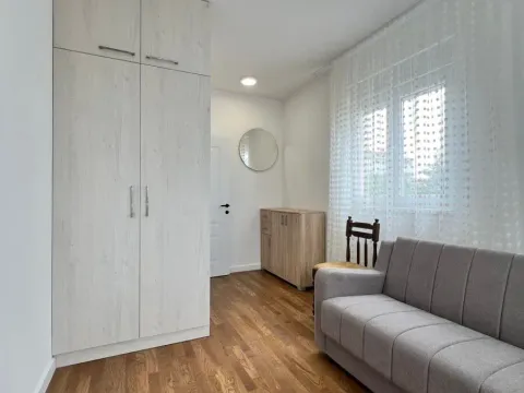 Izdavanje, kuća, 63m², Stari Aerodrom, Podgorica - image 20