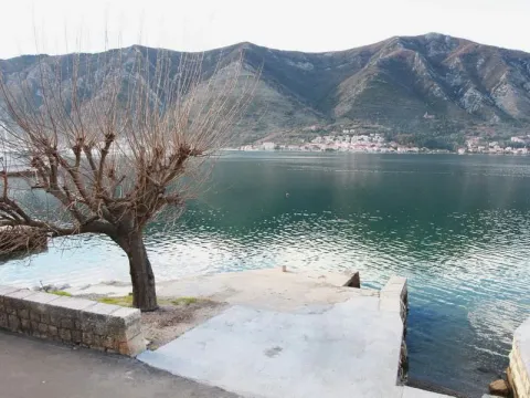 Sale, house, 220m², Dobrota, Kotor - image 3