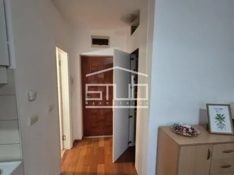 Rent, one bedroom apartment, 35m², Miljakovac, Rakovica - image 4