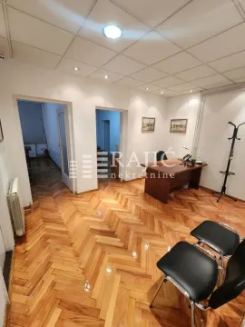 Rent, office space, 75m², Stari Grad, Beograd - image 2