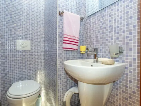 Izdavanje, dvosoban stan, 88m², City Kvart, Podgorica - image 11