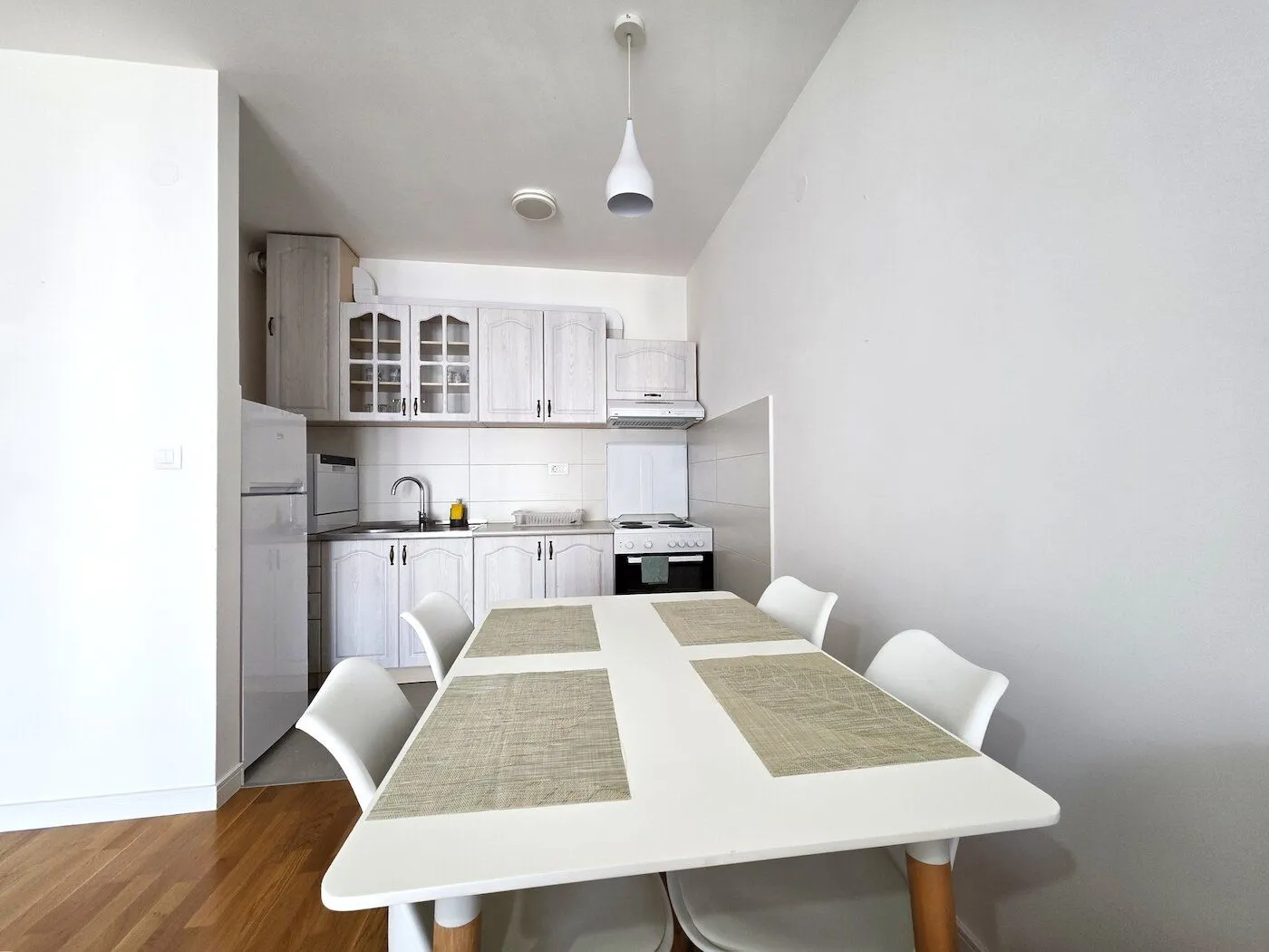 Izdavanje, stan, 41m², Pobrežje, Podgorica