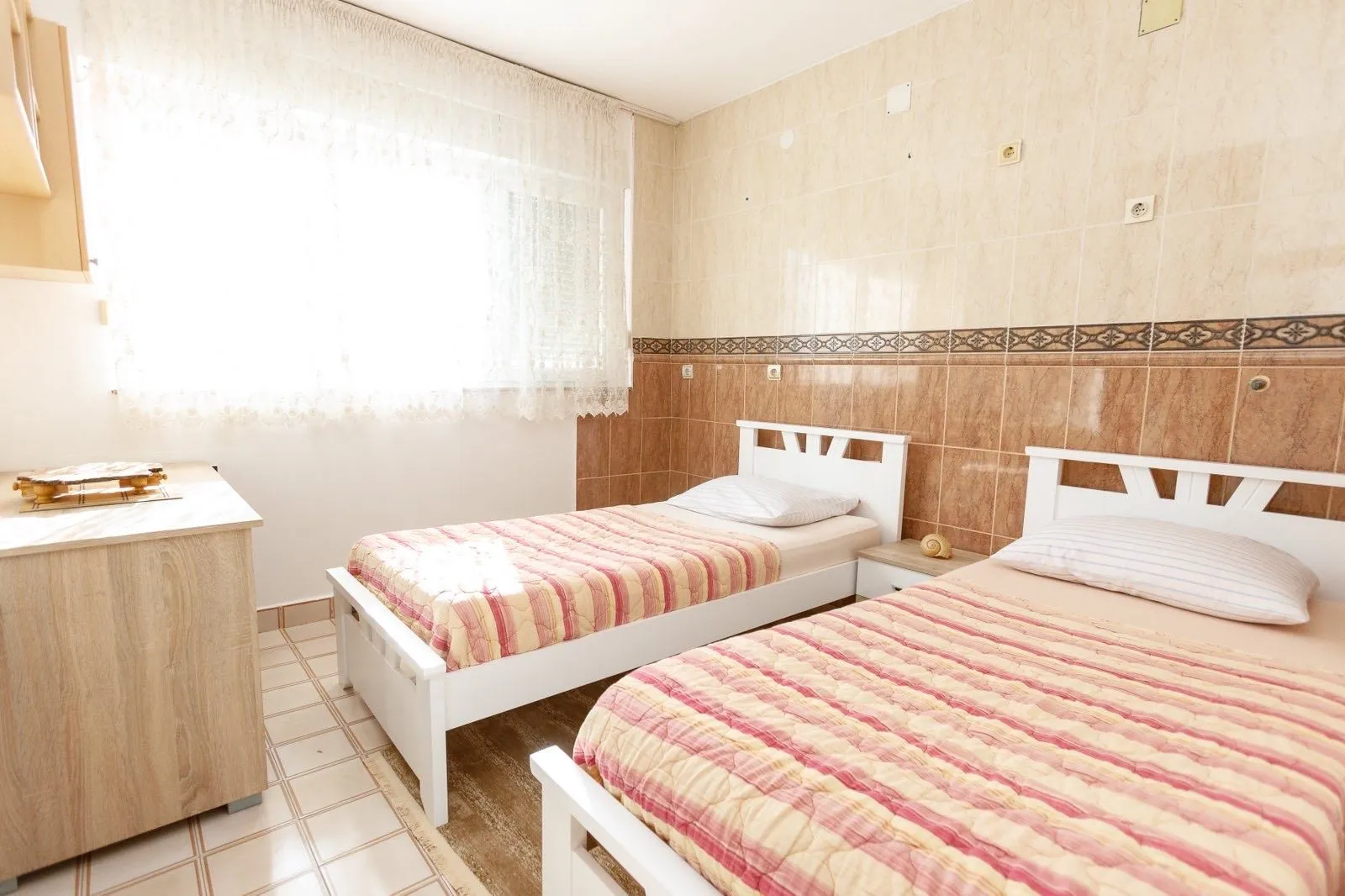 Rent, two bedroom apartment, 64m², Makedonsko naselje, Bar