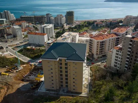 Sale, one bedroom apartment, 45m², Bečići, Budva - image 5