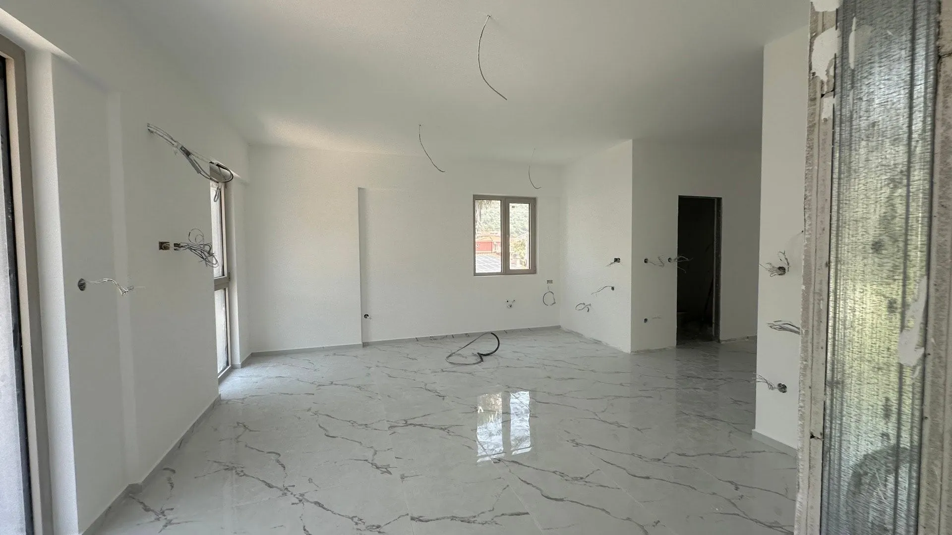 Sale, four bedroom apartment, 105m², Budva, Crna Gora