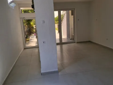 Rent, office space, 90m², Masline, Podgorica - image 3
