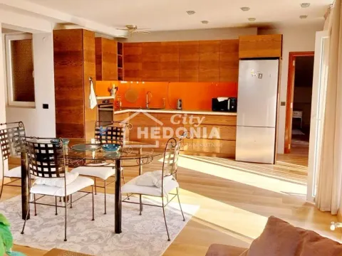 Izdavanje, četvorosoban stan, 120m², Savski Venac, Beograd - image 2