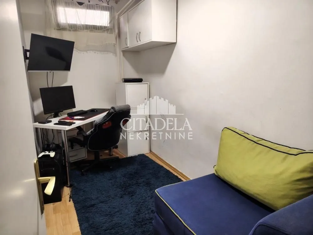 Prodaja, dvosoban stan, 48m², Novi Beograd Blok 72, Novi Beograd Sve Podlokacije