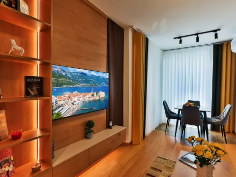 Rent, one bedroom apartment, 48m², Rozino, Budva - image 12