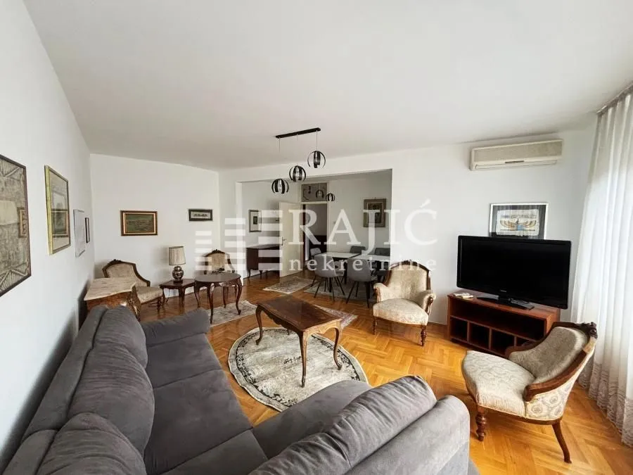 Rent, three bedroom apartment, 83m², Vračar Hram, Vračar Sve Podlokacije