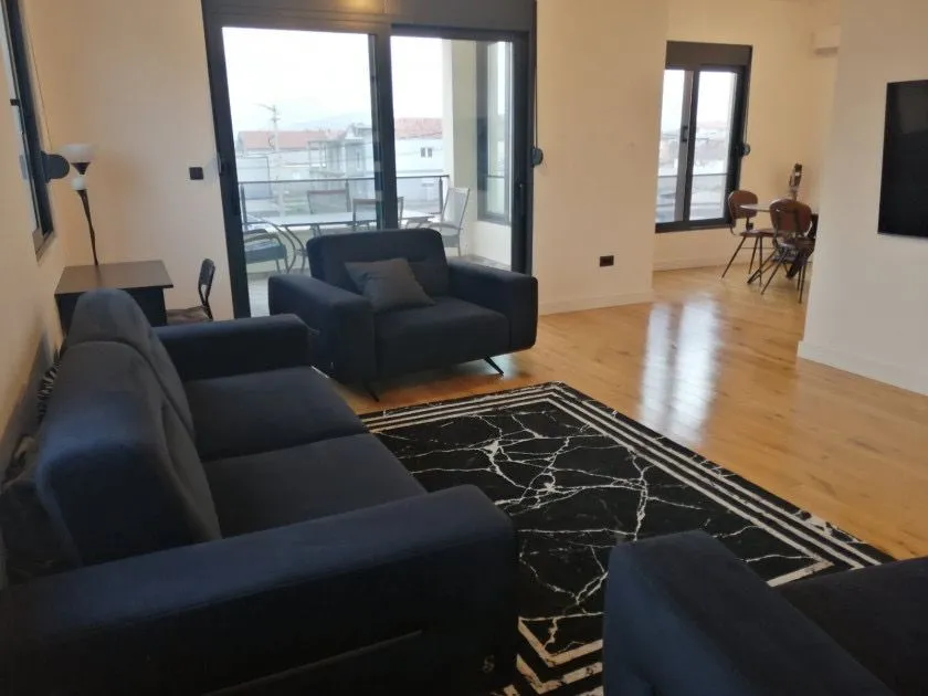 Rent, apartment, 180m², Gornja Gorica, Podgorica