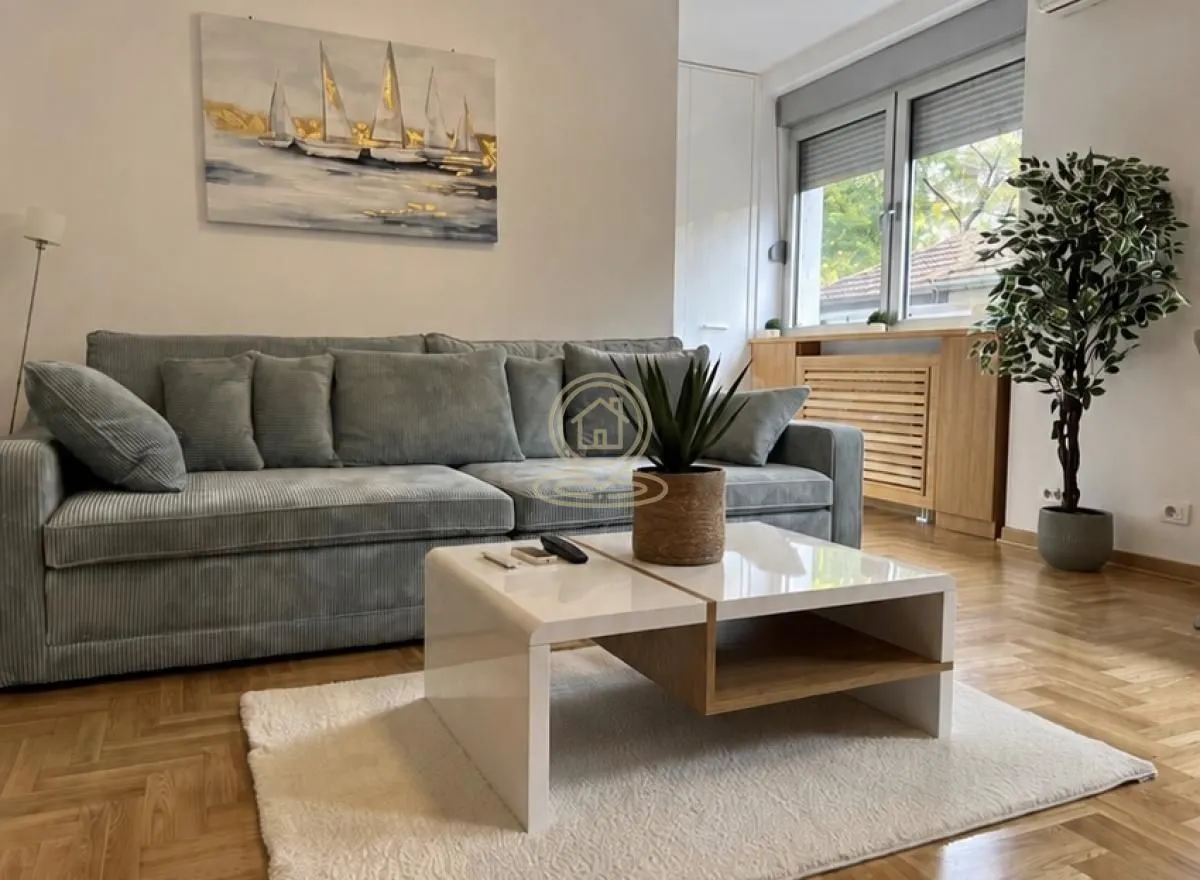 Rent, one bedroom apartment, 35m², Stari Grad, Beograd