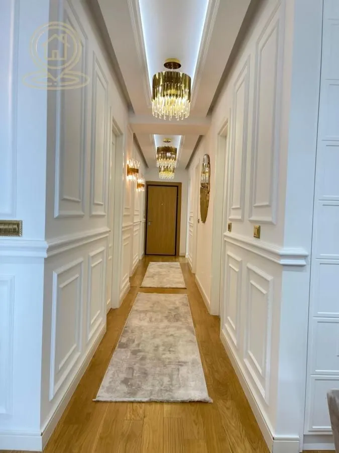 Prodaja, četvorosoban stan, 175m², Savski Venac, Beograd