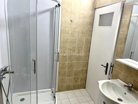 Rent, one bedroom apartment, 52m², Niš, Srbija - image 9