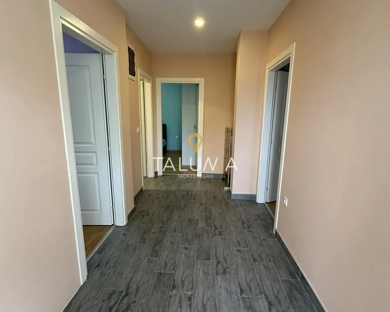 Prodaja, kuća, 216m², Spuž, Danilovgrad