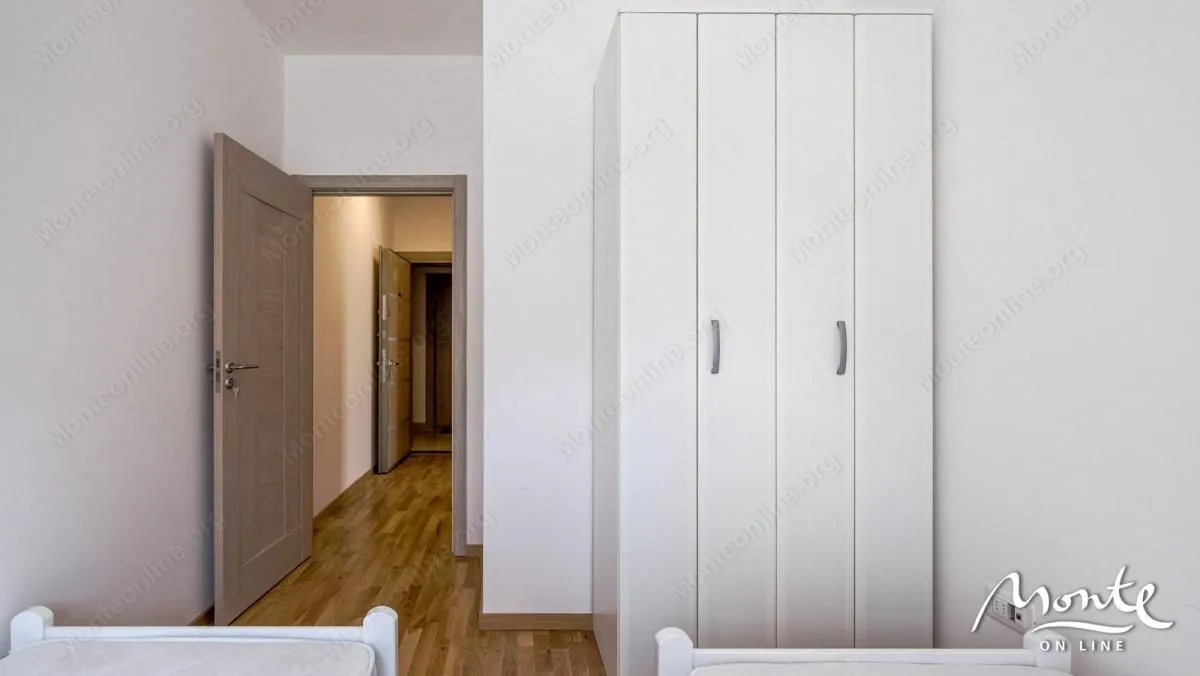 Sale, two bedroom apartment, 59m², Bečići, Budva