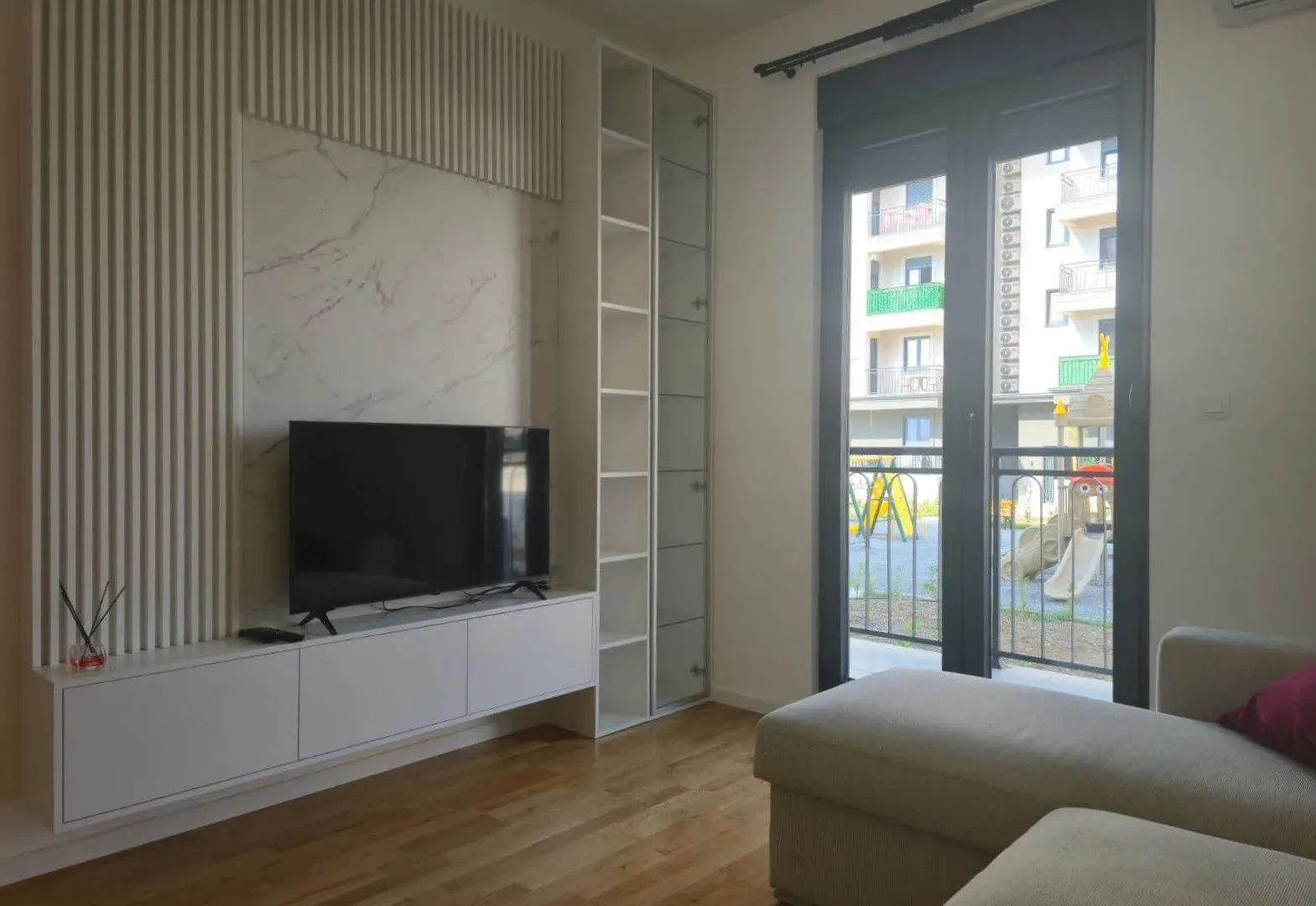 Rent, one bedroom apartment, 40m², Tološi, Podgorica