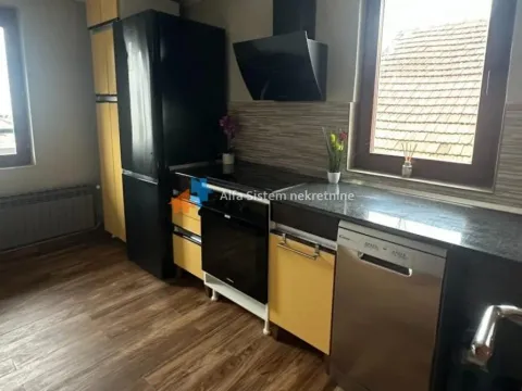 Izdavanje, dvosoban stan, 80m², Čukarica, Beograd - image 8