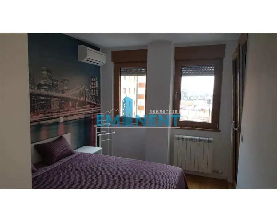 Izdavanje, dvosoban stan, 55m², Novi Beograd Blok 67, Novi Beograd Sve Podlokacije