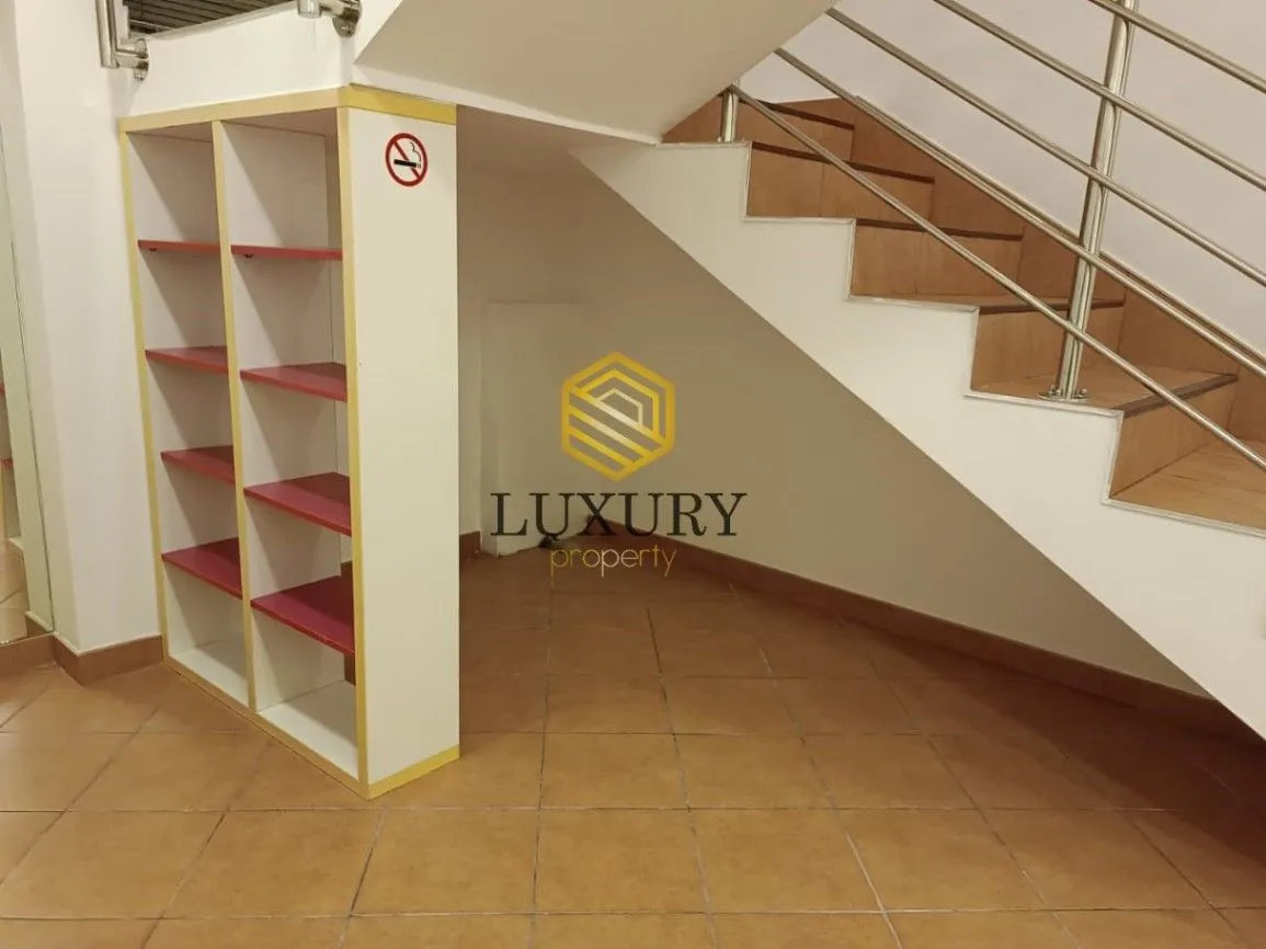 Rent, office space, 46m², Centar, Podgorica