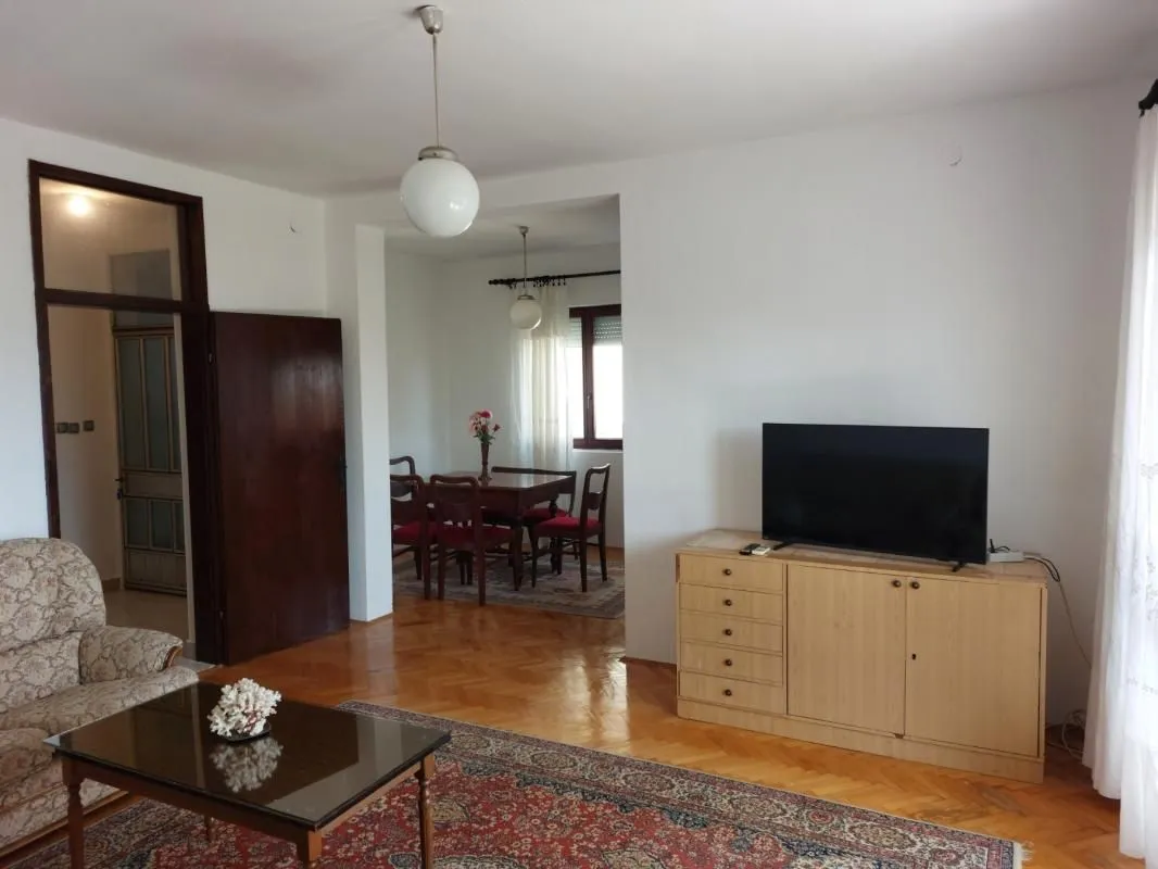 Rent, three bedroom apartment, 91m², Šušanj, Bar