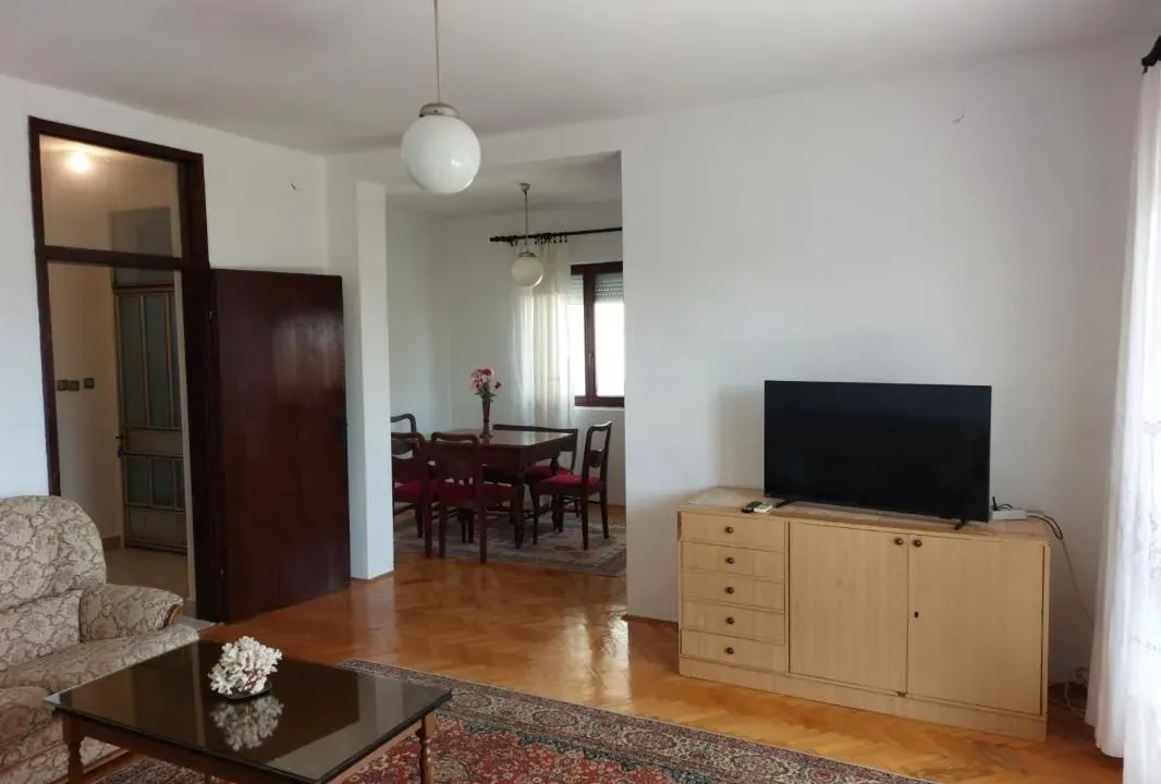 Rent, three bedroom apartment, 91m², Šušanj, Bar