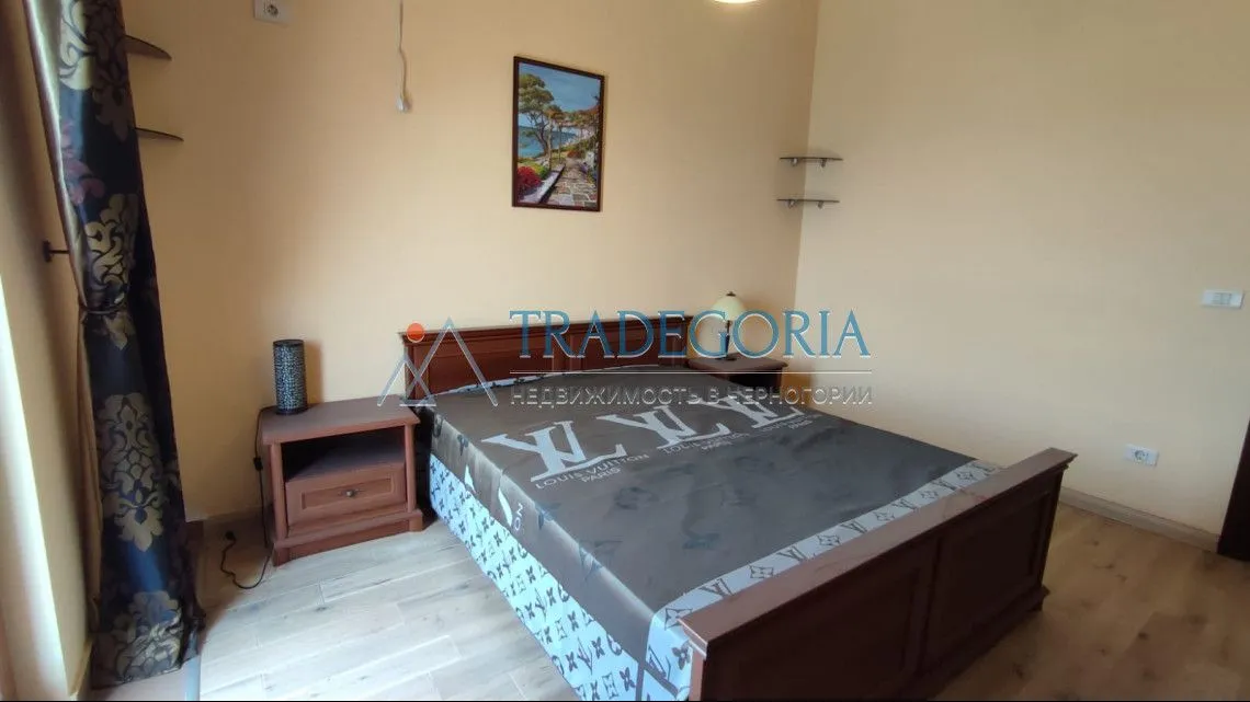 Prodaja, kuća, 400m², Bar, Crna Gora