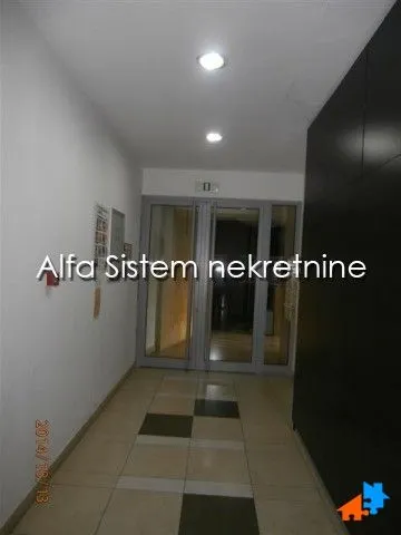 Izdavanje, trosoban stan, 85m², Stari Grad, Beograd